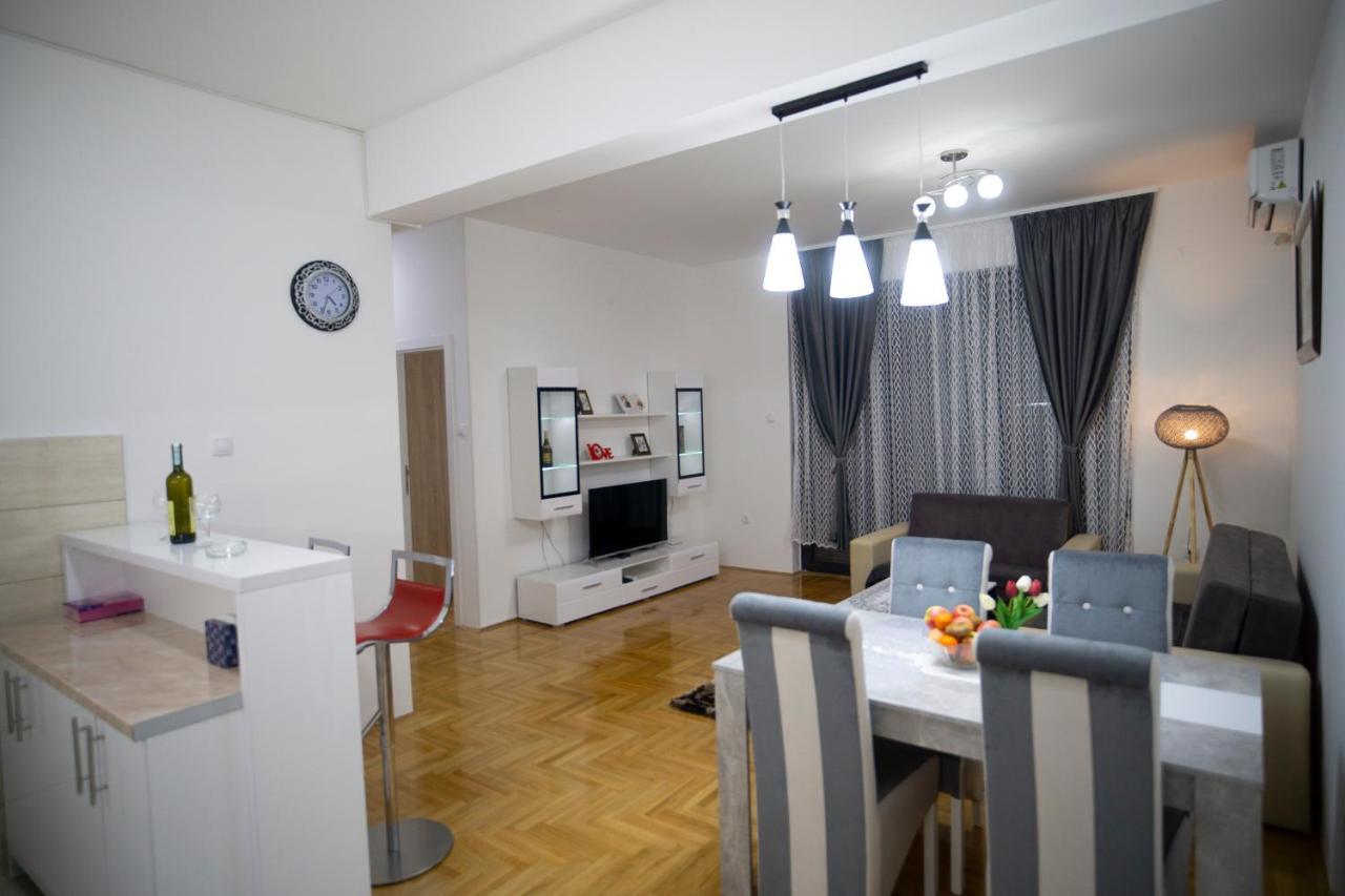 Apartmani Anica Требинє Екстер'єр фото