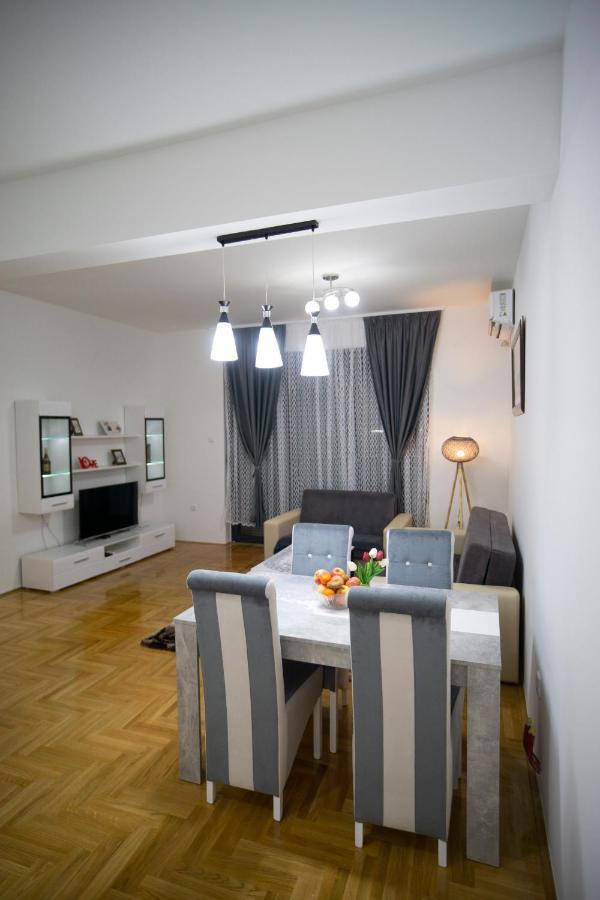 Apartmani Anica Требинє Екстер'єр фото