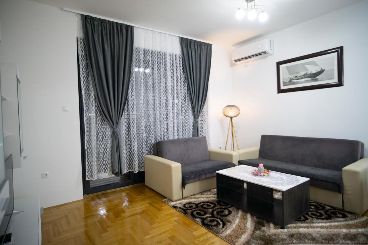 Apartmani Anica Требинє Екстер'єр фото