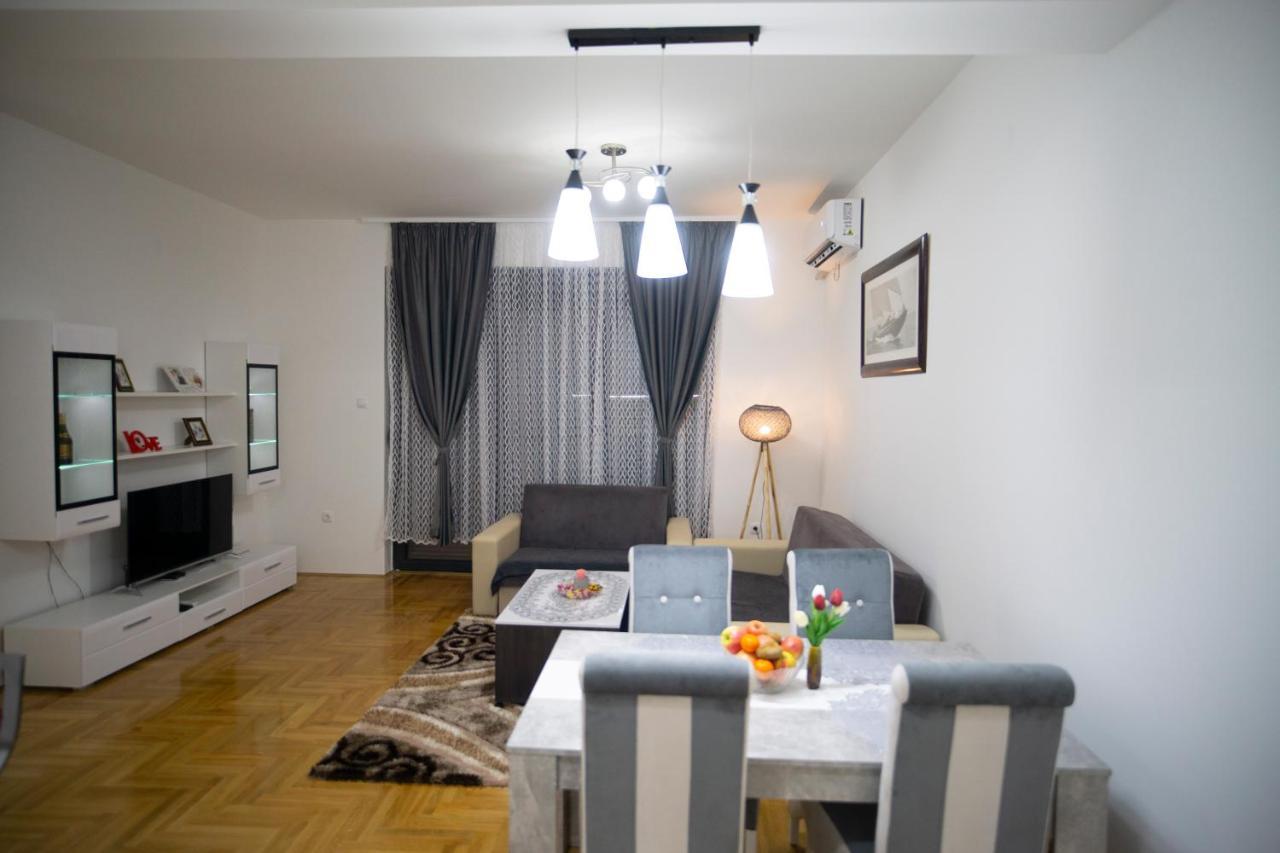 Apartmani Anica Требинє Екстер'єр фото