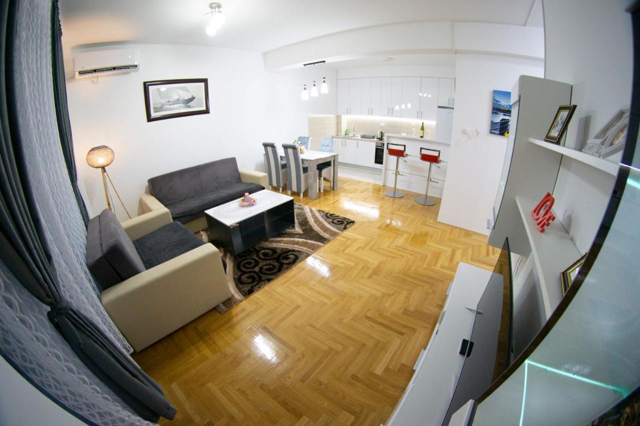 Apartmani Anica Требинє Екстер'єр фото